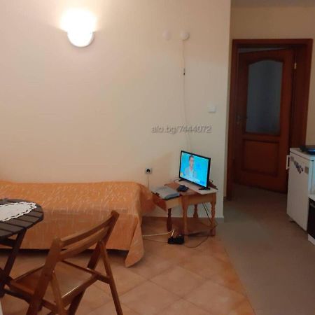 Private Studio Intsaraki - Sveti Vlas Dış mekan fotoğraf