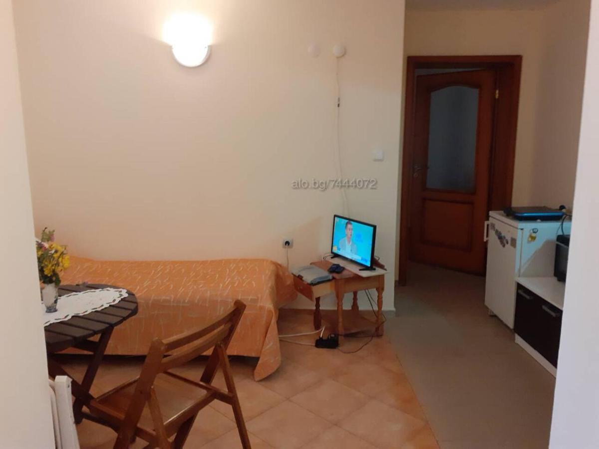 Private Studio Intsaraki - Sveti Vlas Dış mekan fotoğraf